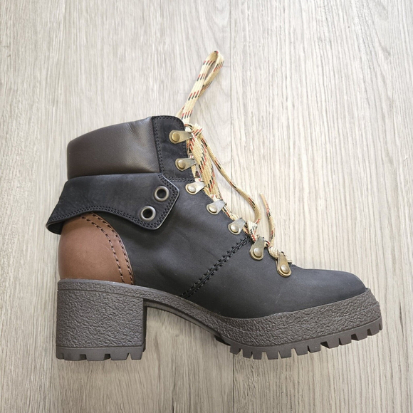 See by Cloe Eileen Leather and Suede Black Hiking Boots Size 4.5-5 EUC Gorpcore - Picture 5 of 13